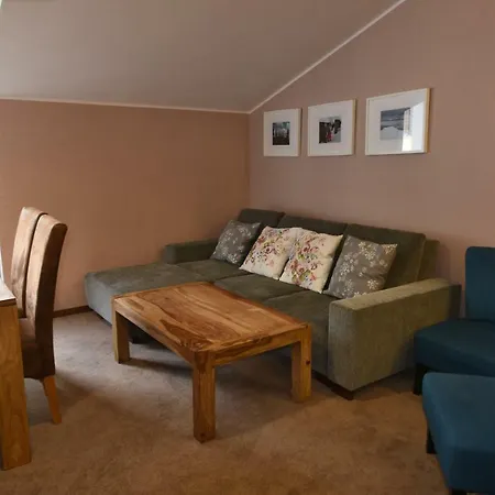 Lucni Dum Appartement *